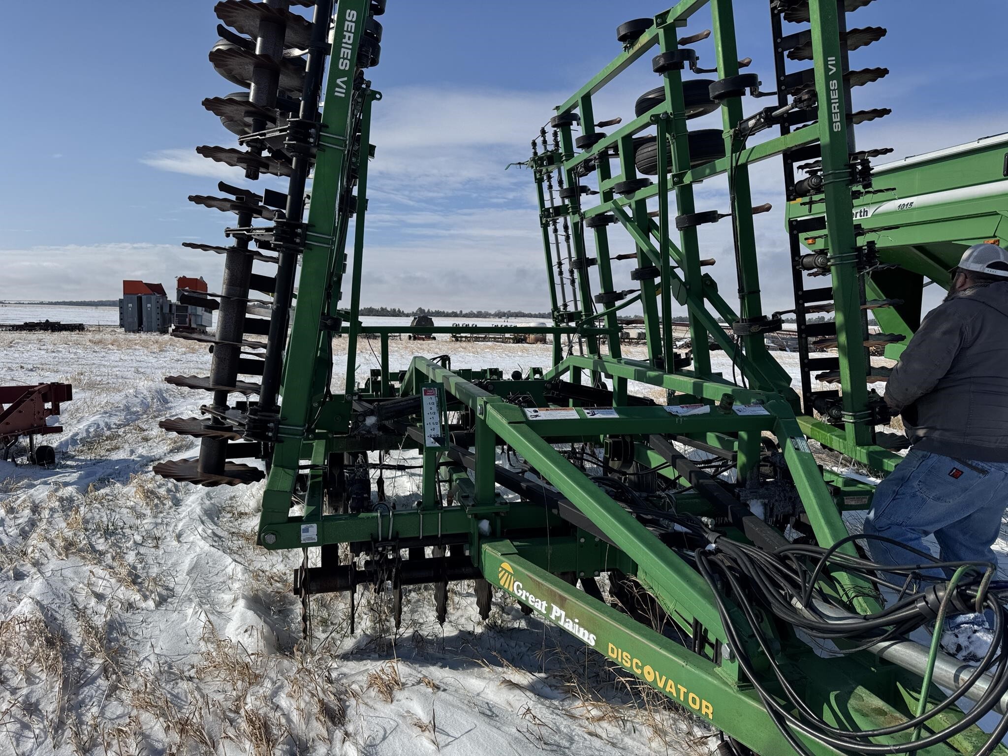  Great Plains 6328 Field Cultivator