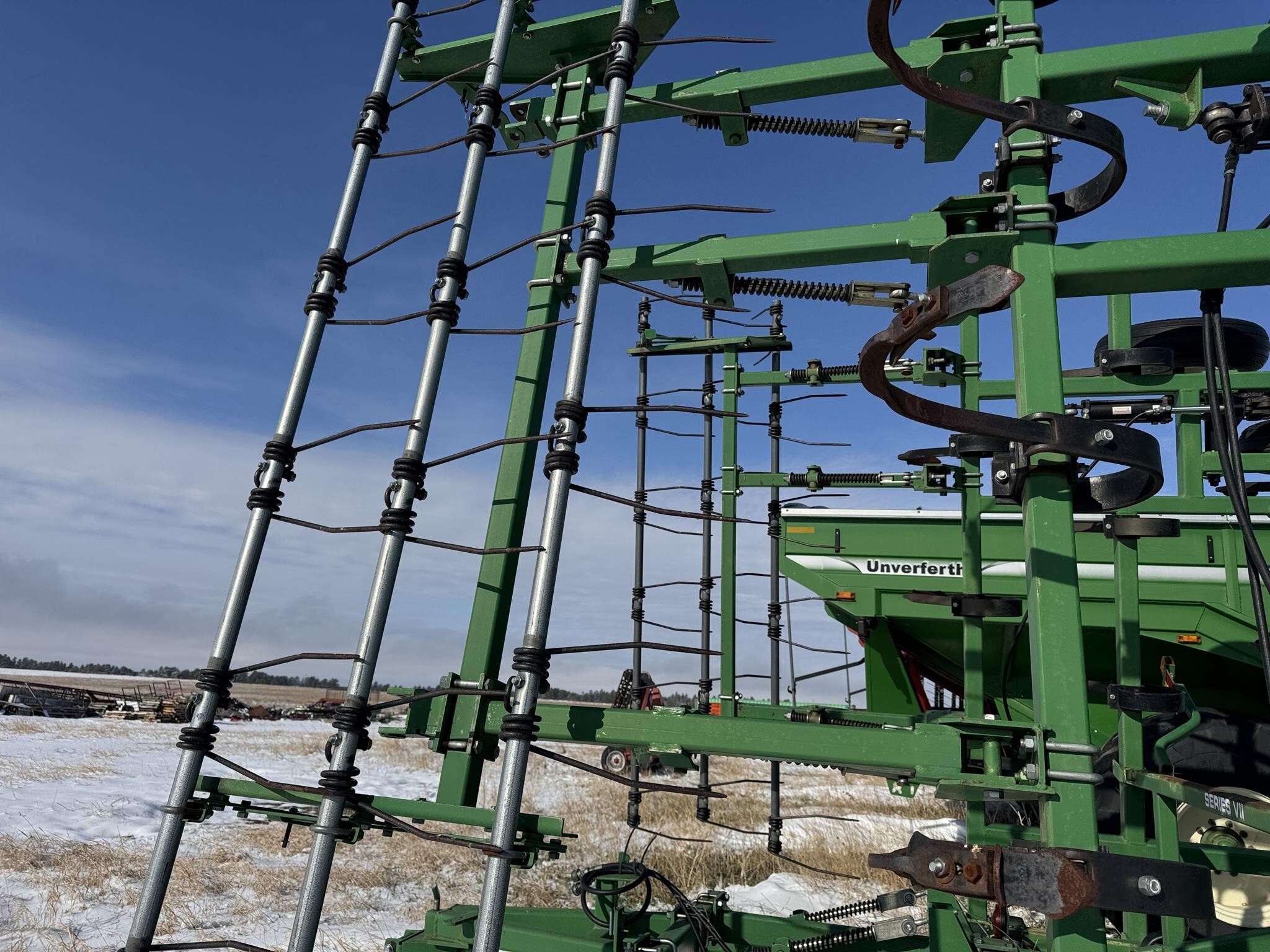  Great Plains 6328 Field Cultivator