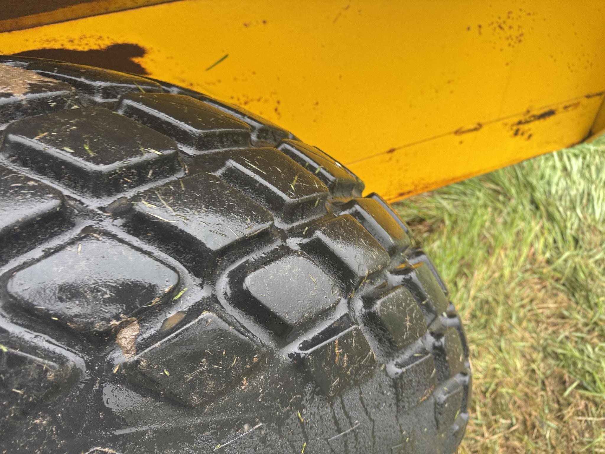 Big 12 12K Grain Cart - $995 | Machinery Pete