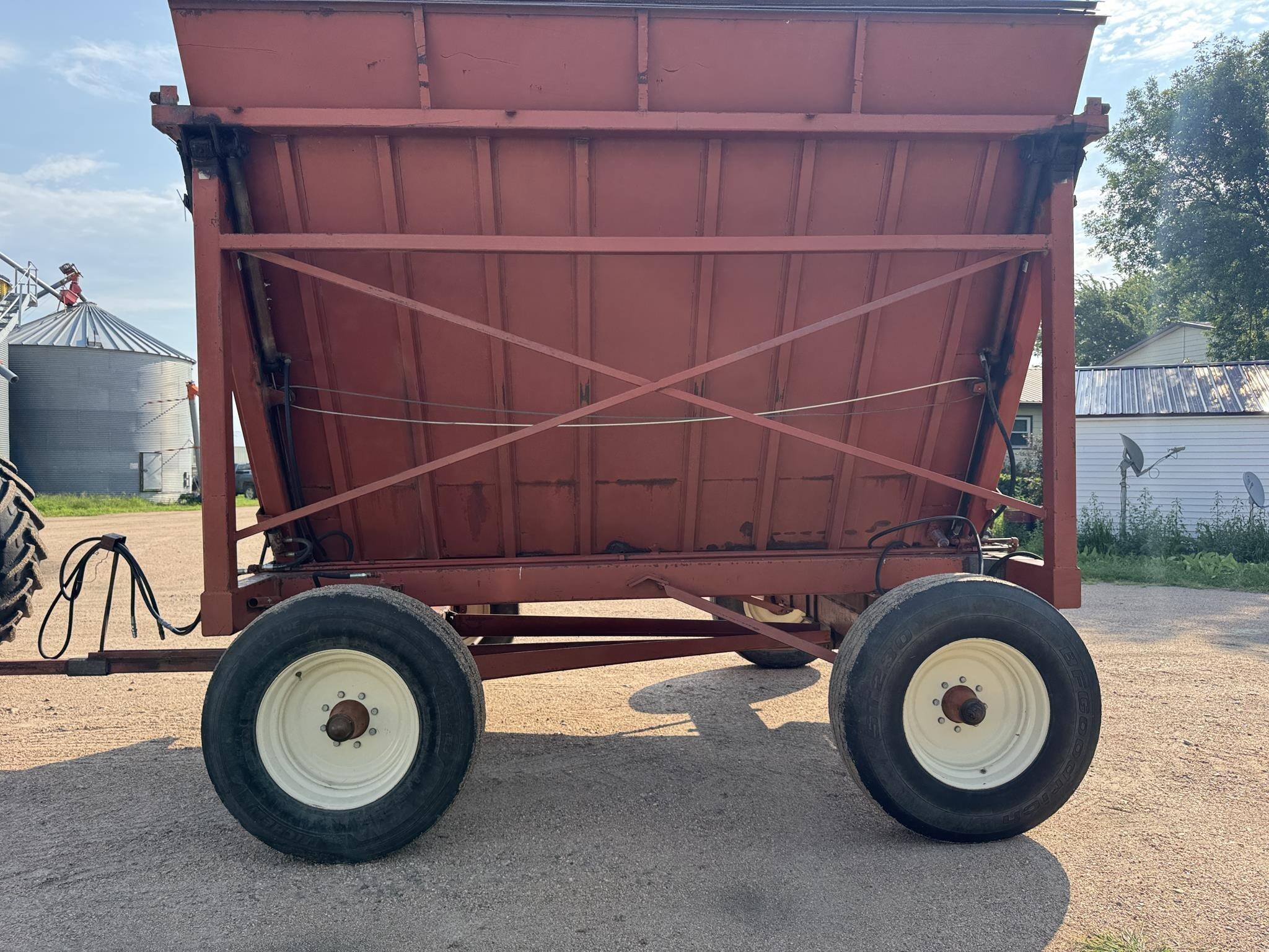  Richardton 700 Forage Wagon