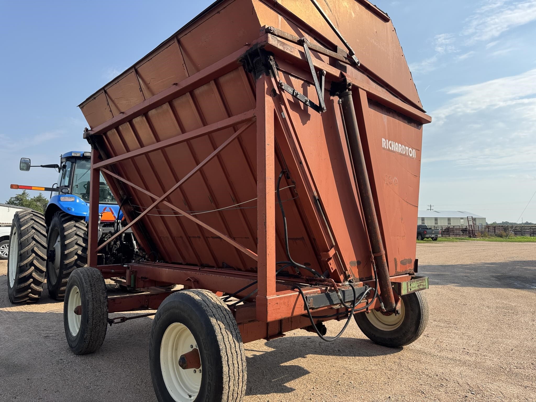  Richardton 700 Forage Wagon