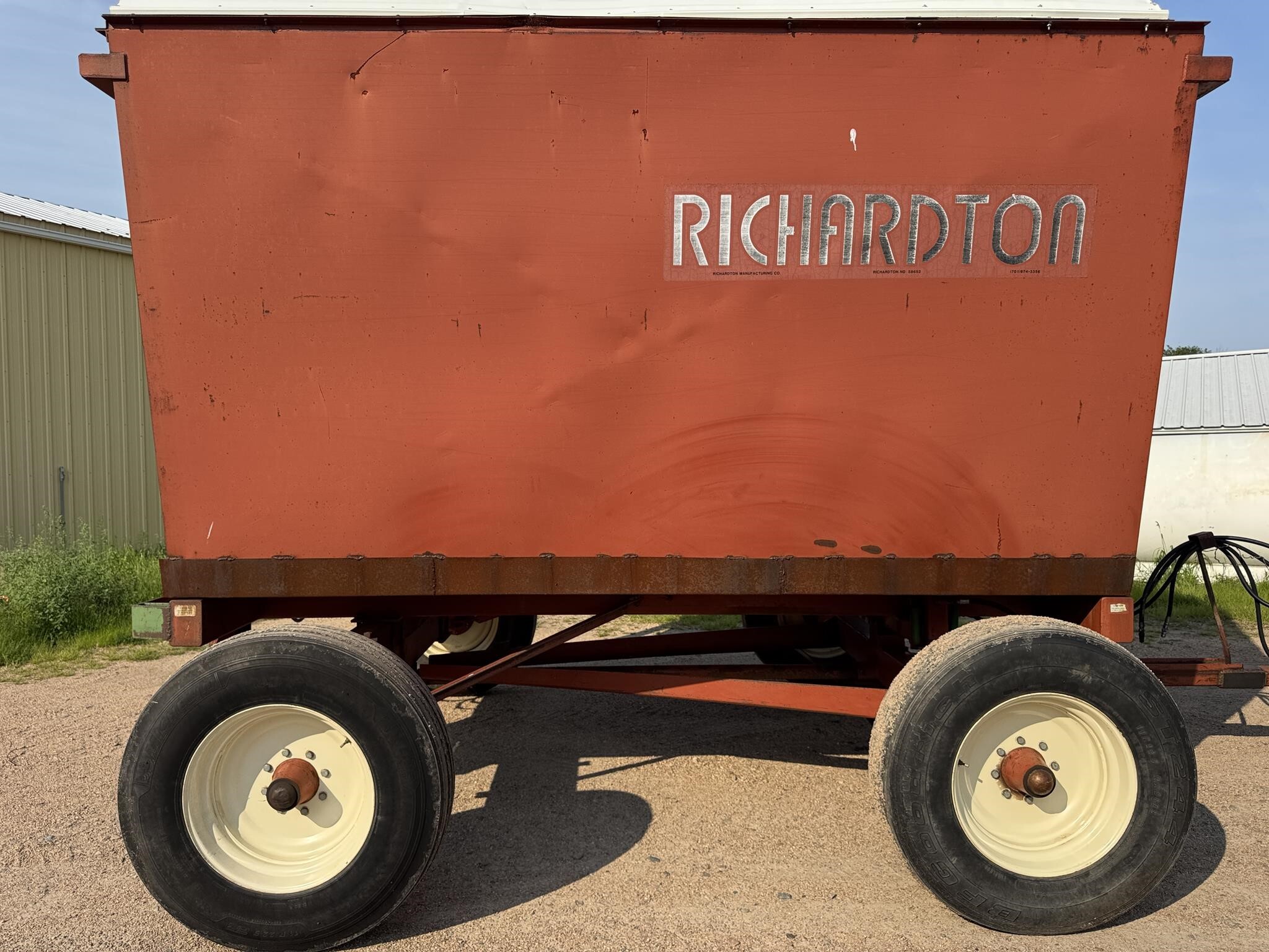  Richardton 700 Forage Wagon