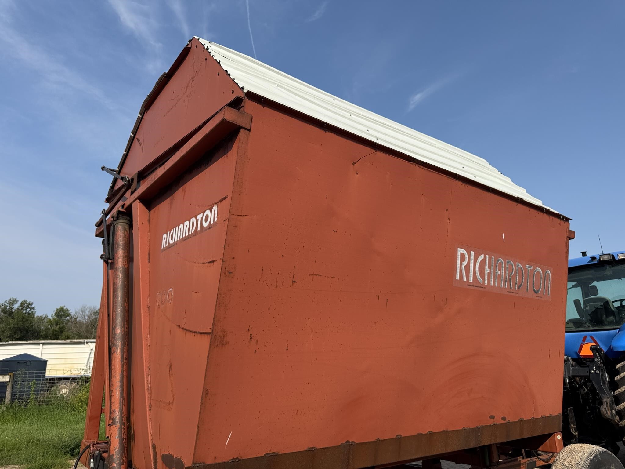  Richardton 700 Forage Wagon