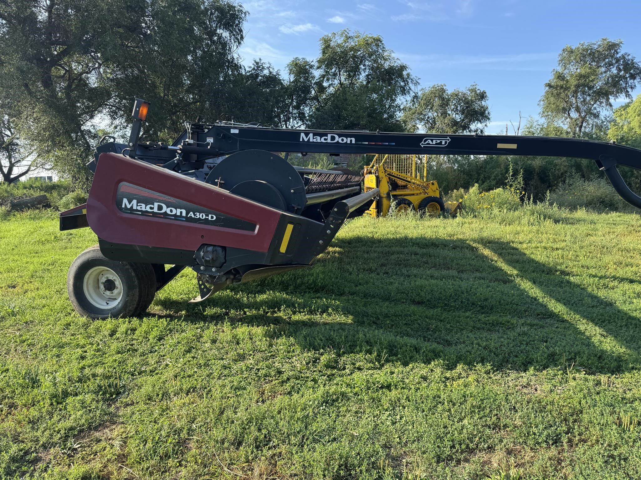 2010 MacDon A30-D Mower Conditioner