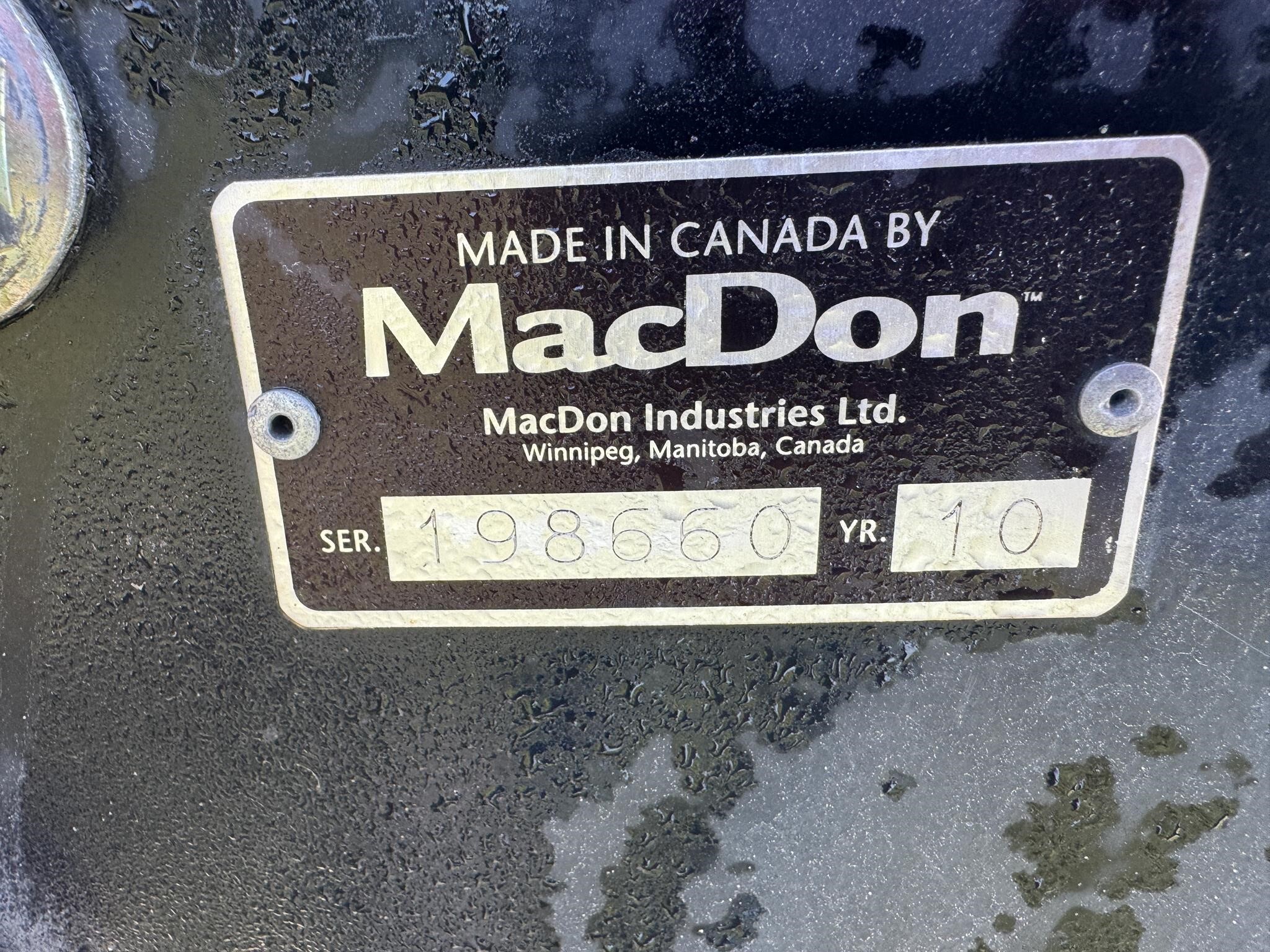 2010 MacDon A30-D Mower Conditioner