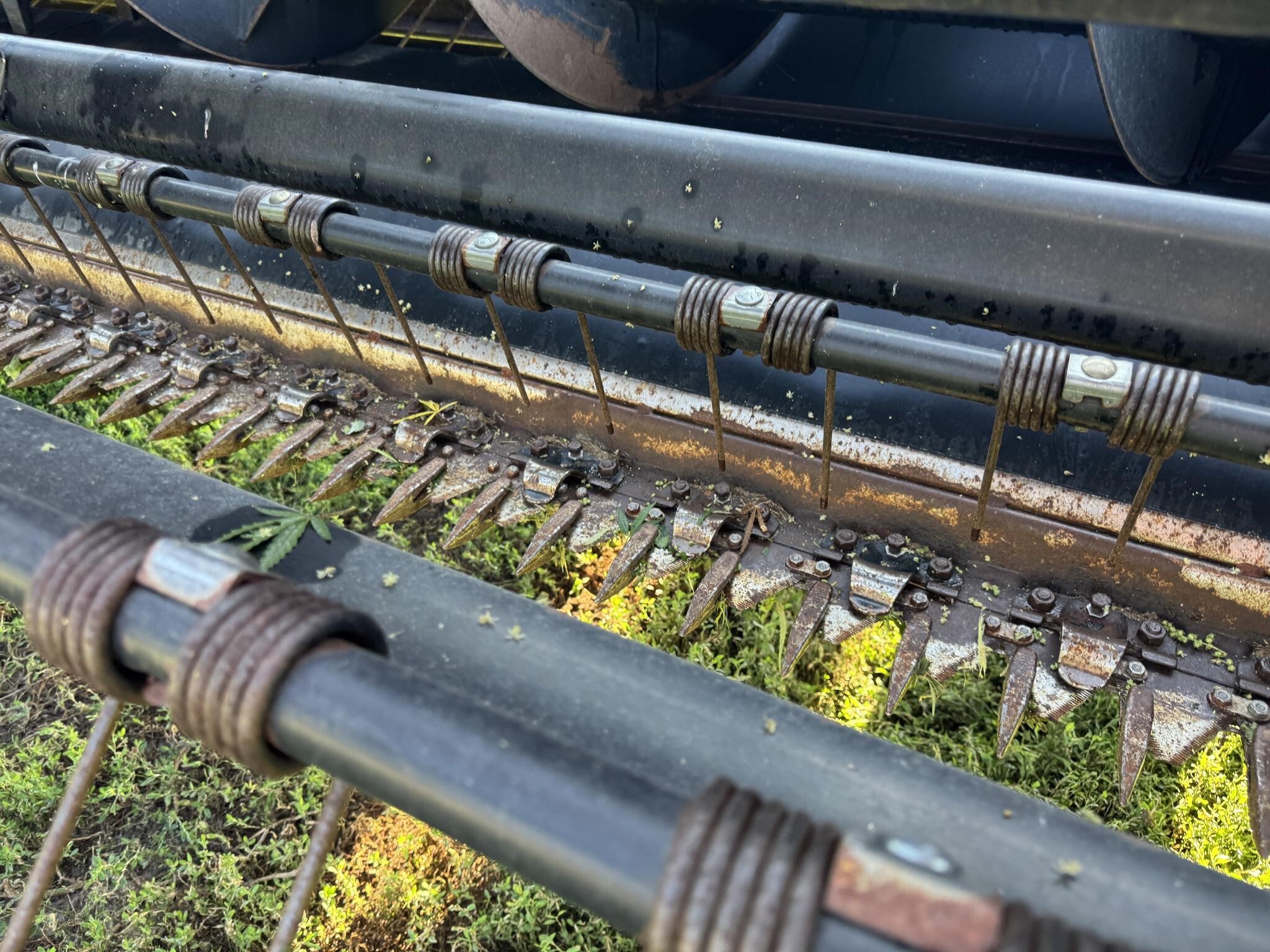 2010 MacDon A30-D Mower Conditioner