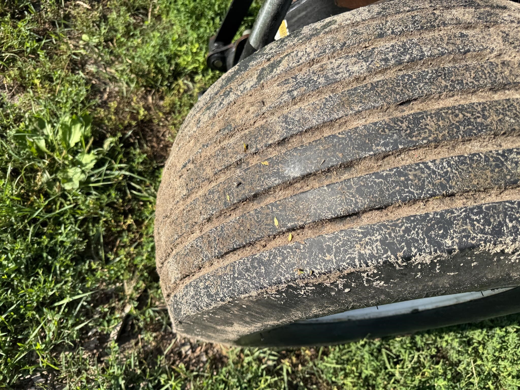 2010 MacDon A30-D Mower Conditioner