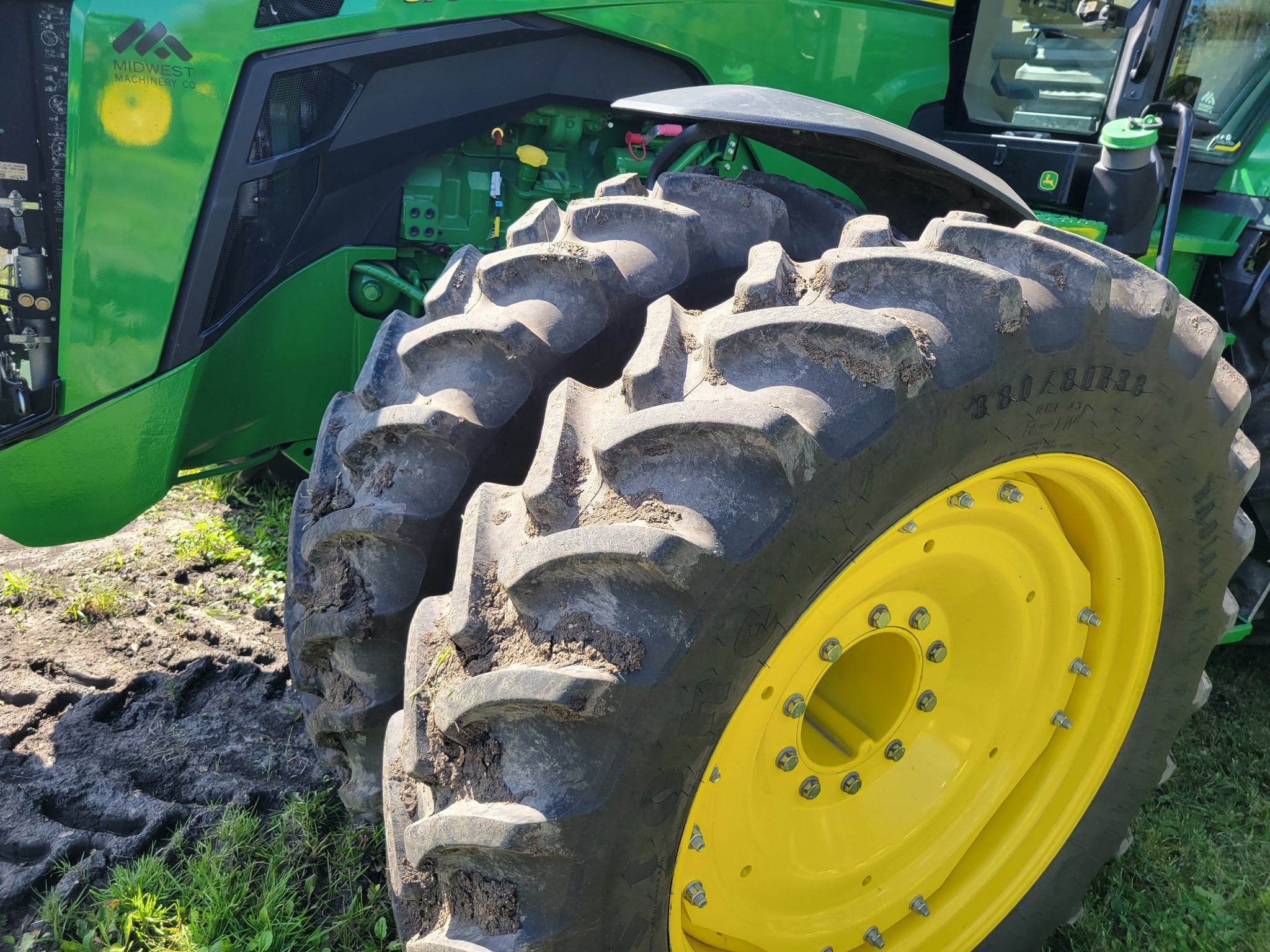 2024 John Deere 8R 370 Tractor