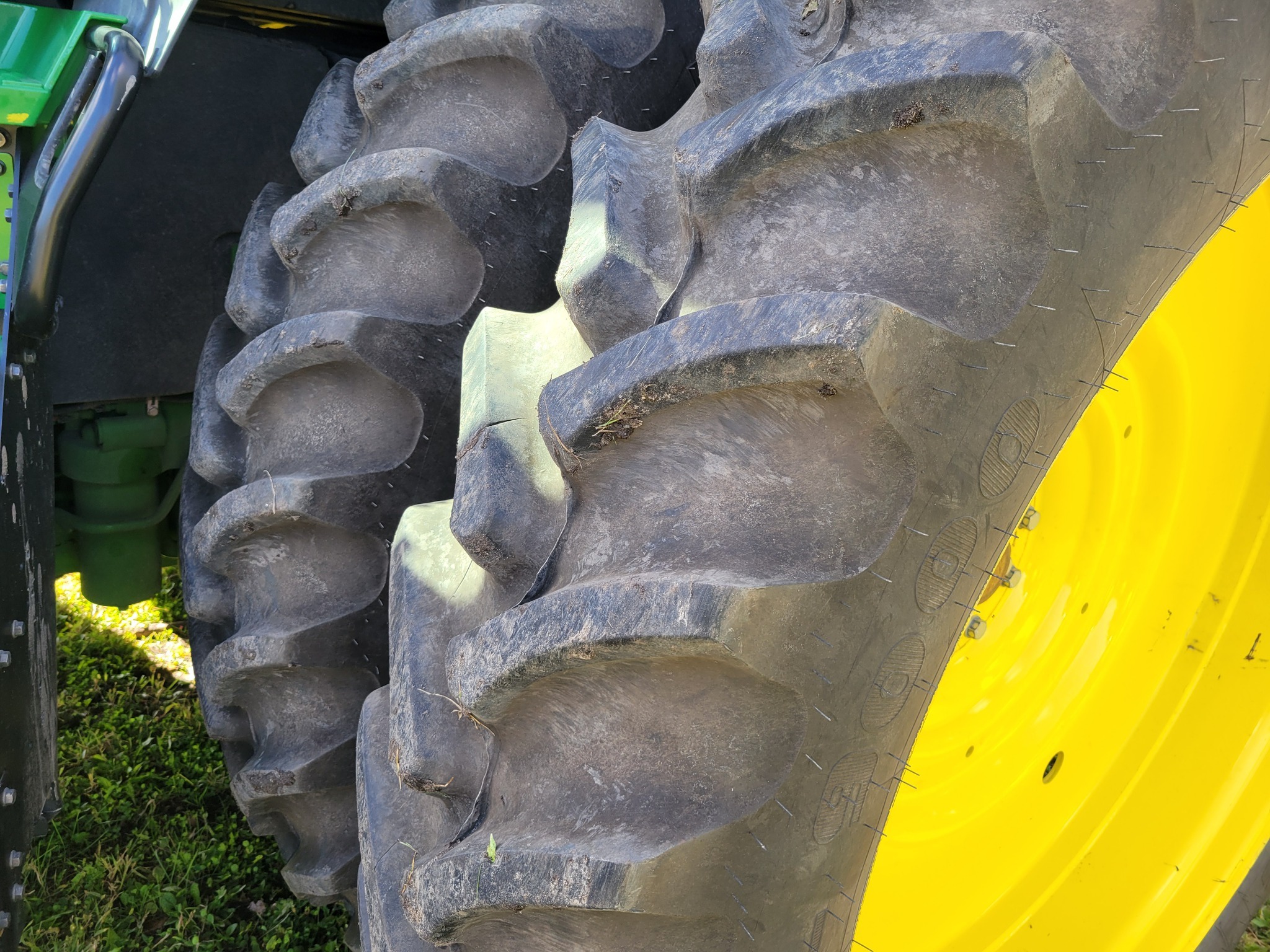 2024 John Deere 8R 370 Tractor