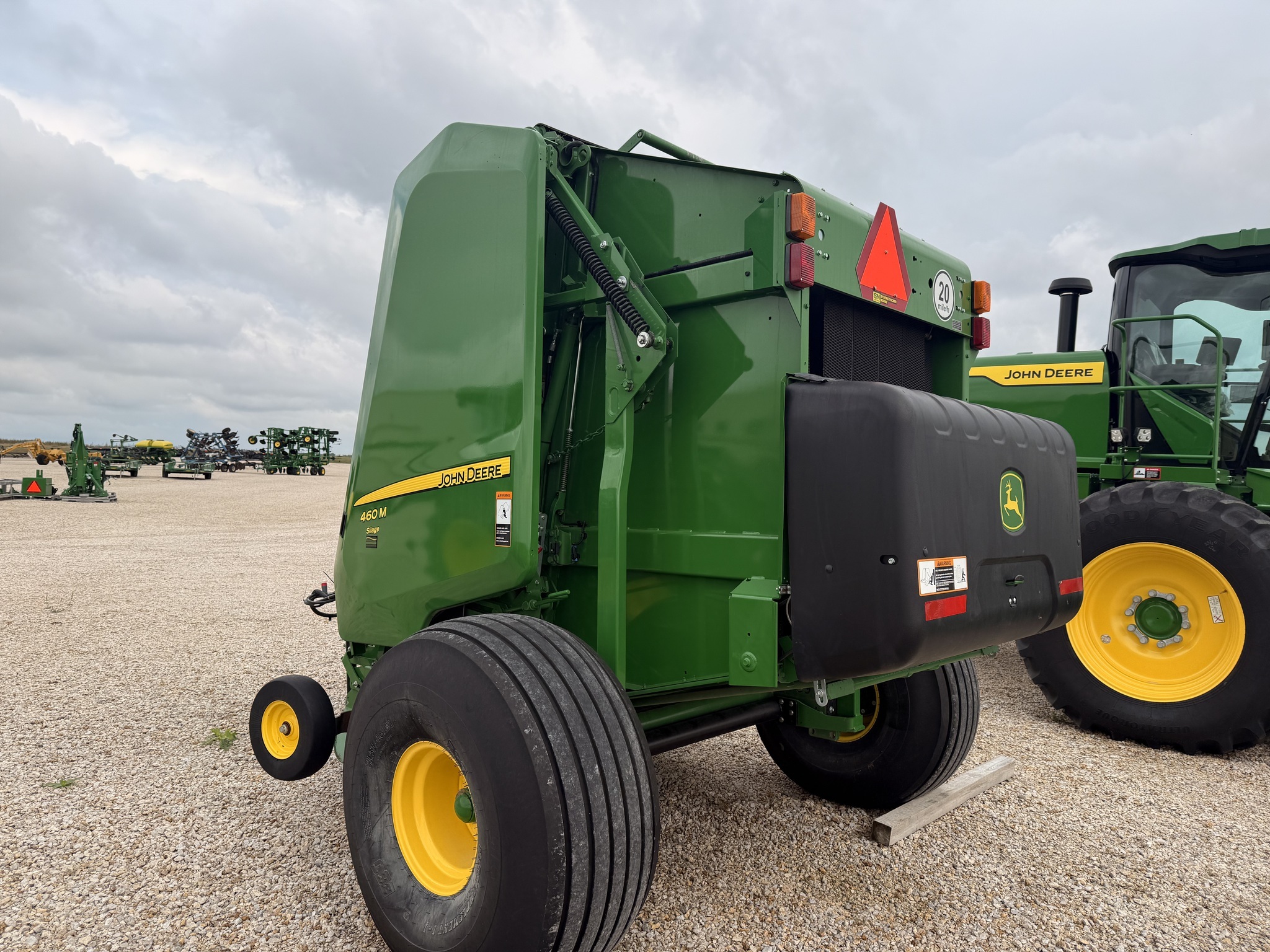 2023 John Deere 460M Round Baler