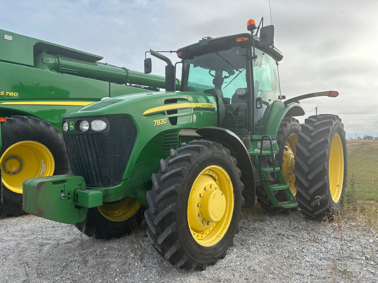 2009 John Deere 7830 Tractor