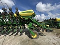 2015 John Deere 1795 Planter