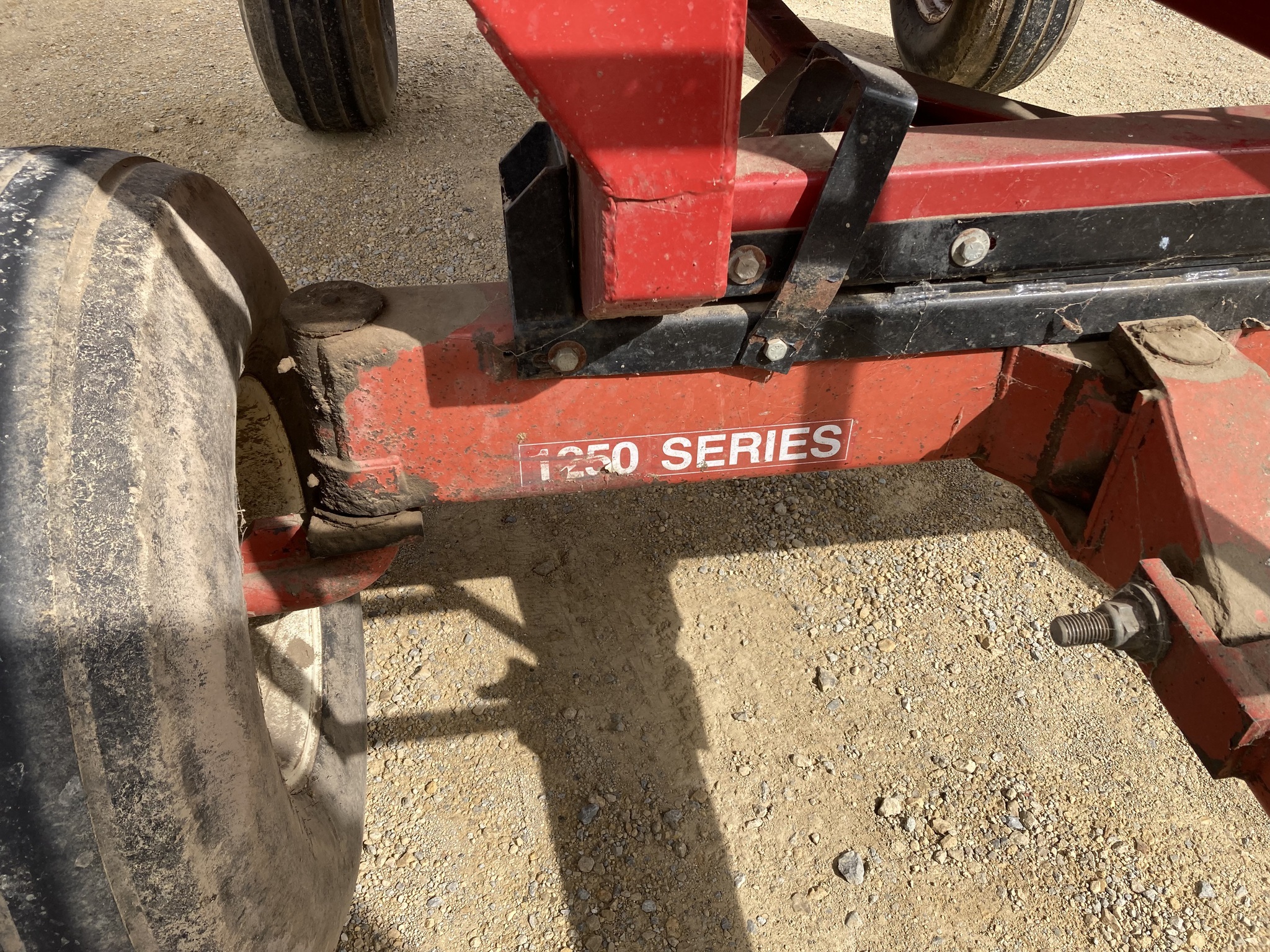 2010 J&M 385 Gravity Wagon