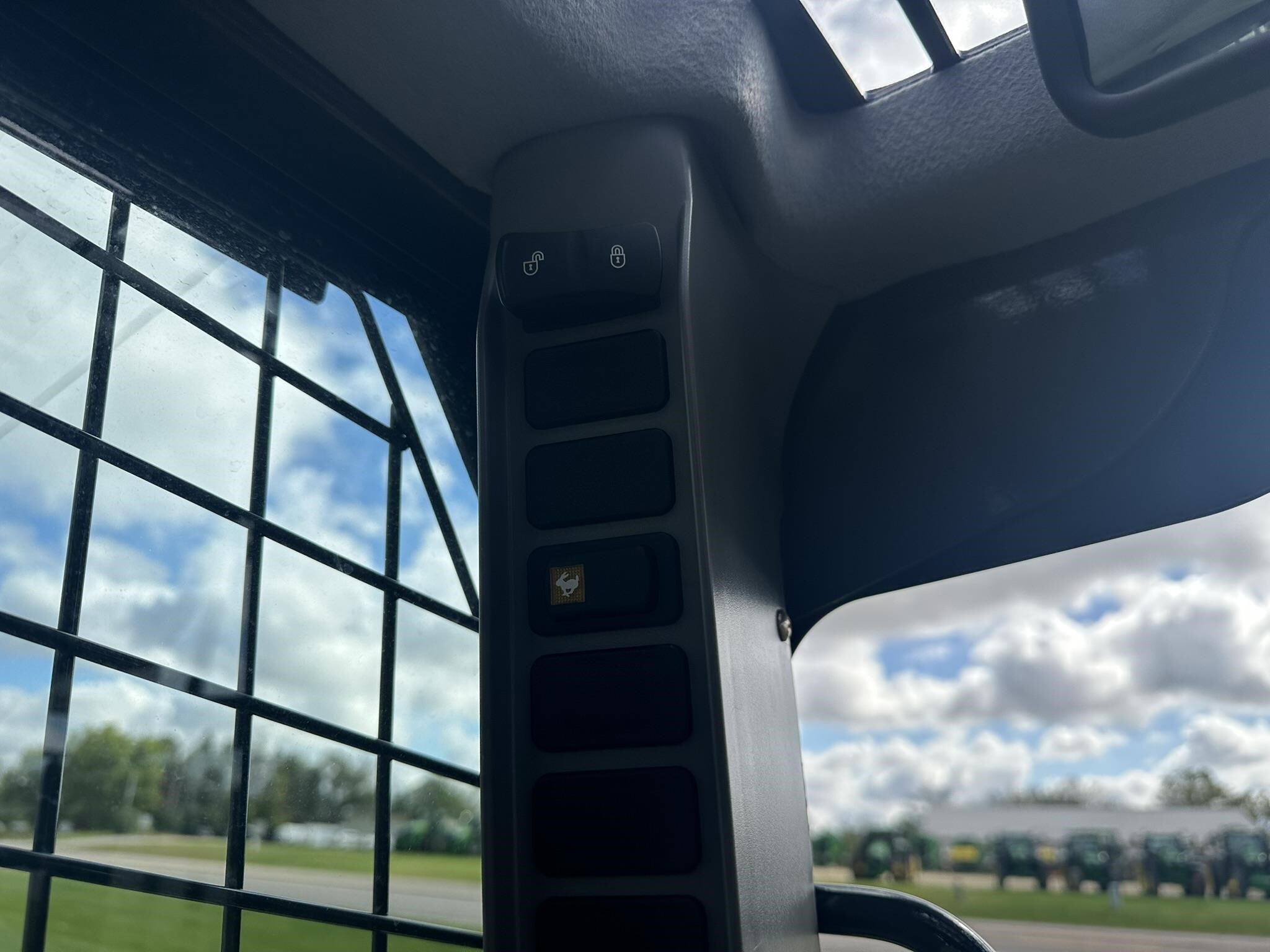 2025 New Holland L320 Skid Steer