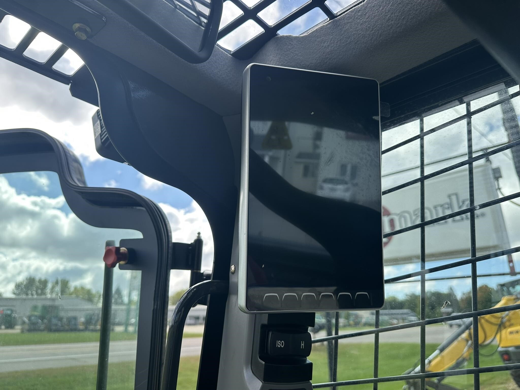 2025 New Holland L320 Skid Steer