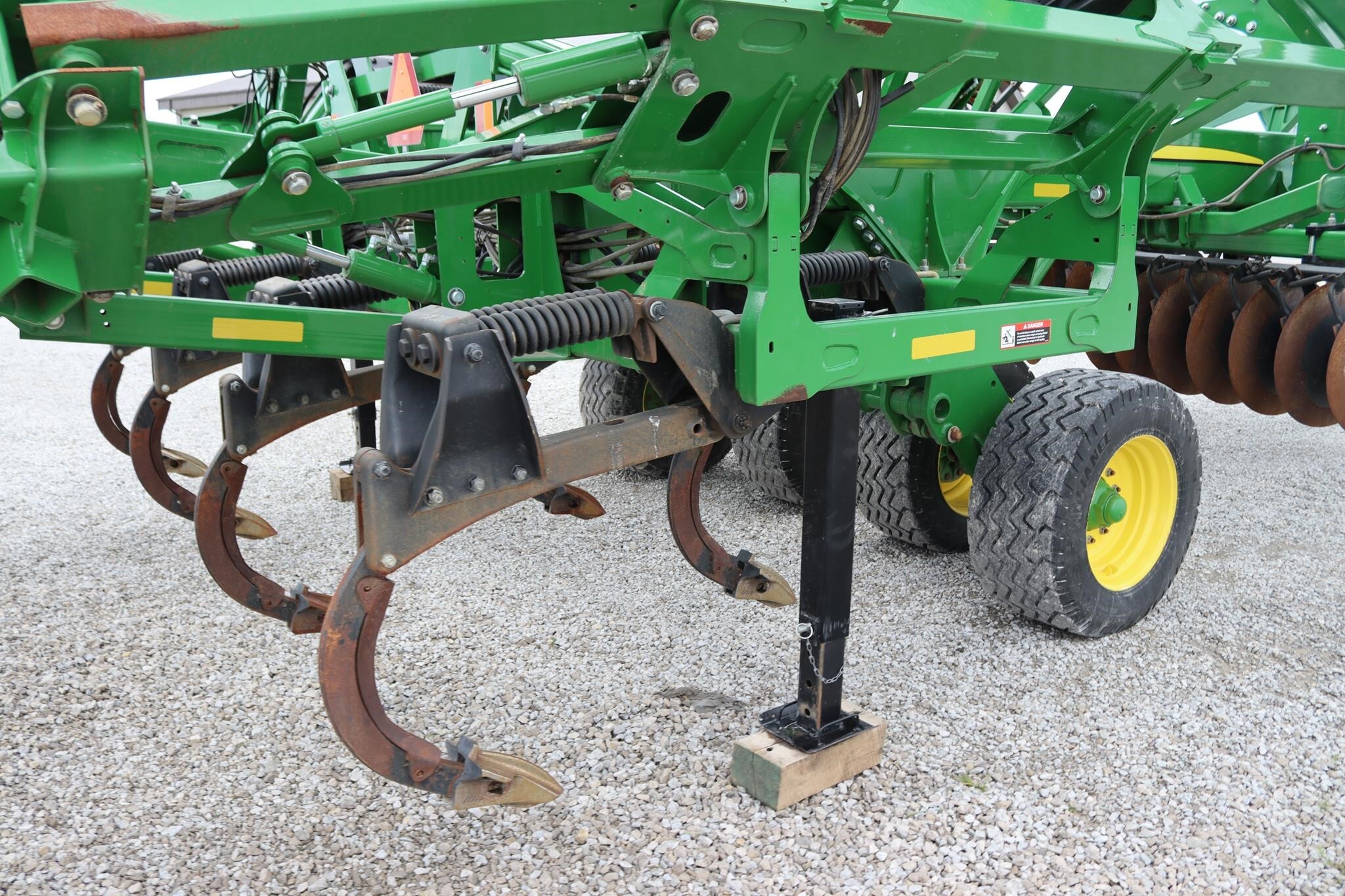 2020 John Deere 2730 Disk Chisel