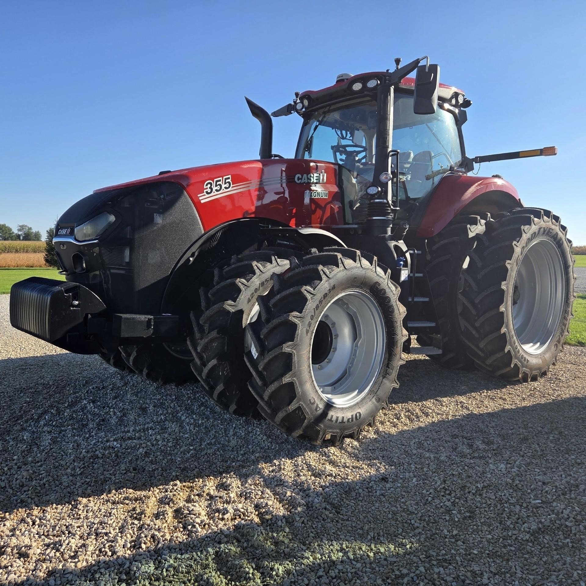 2025 Case IH MAGNUM 355 Tractor