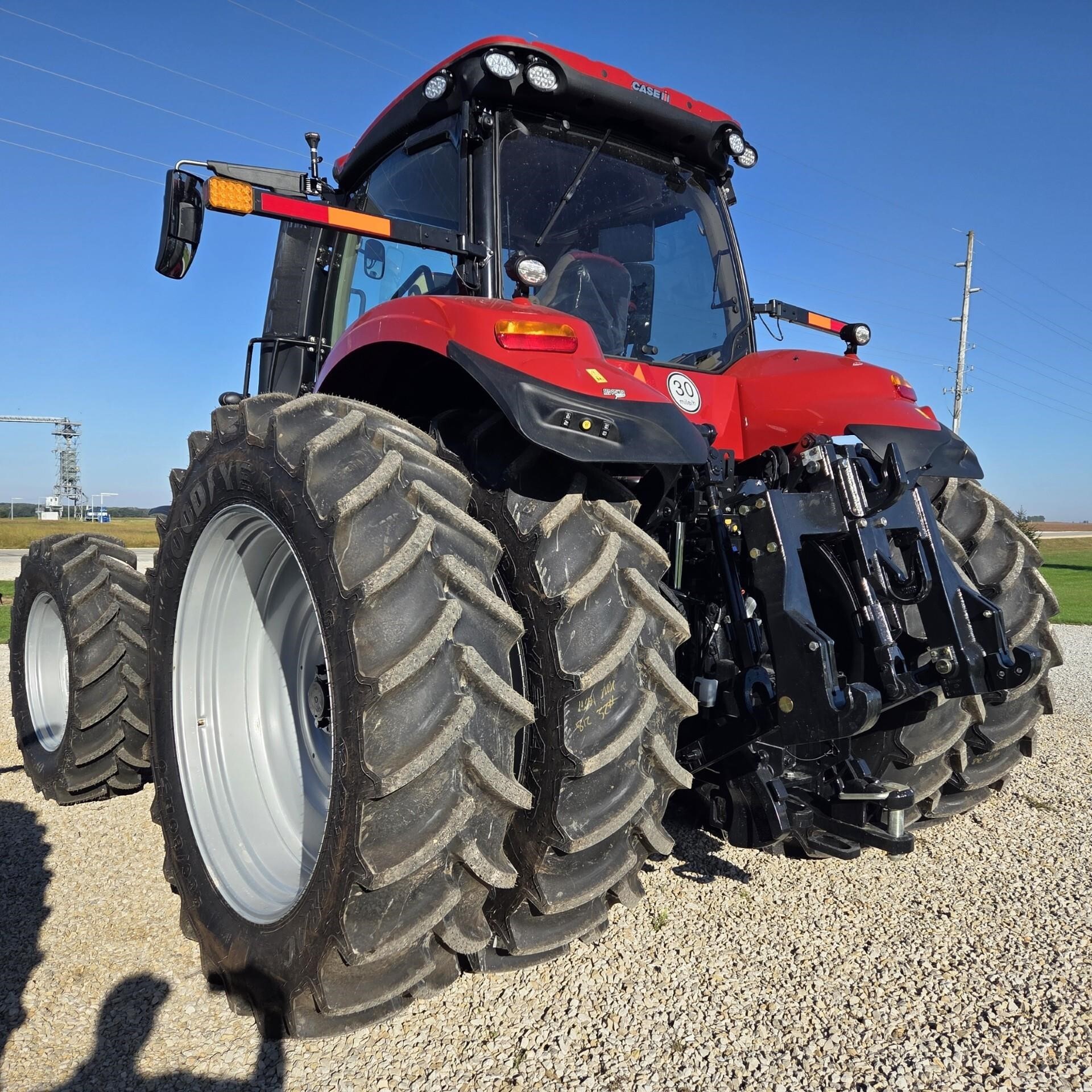 2025 Case IH MAGNUM 355 Tractor