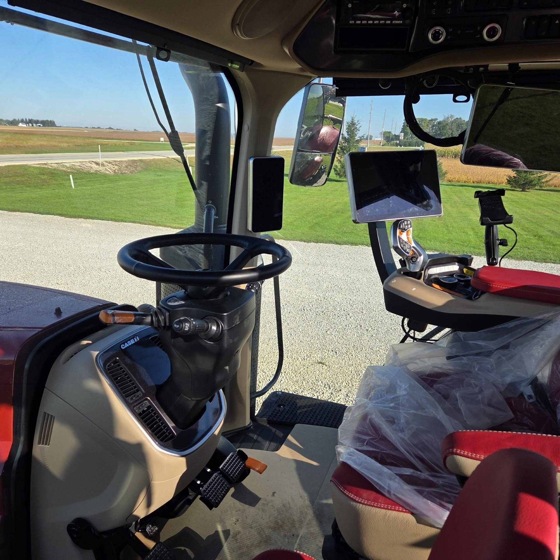 2025 Case IH MAGNUM 355 Tractor