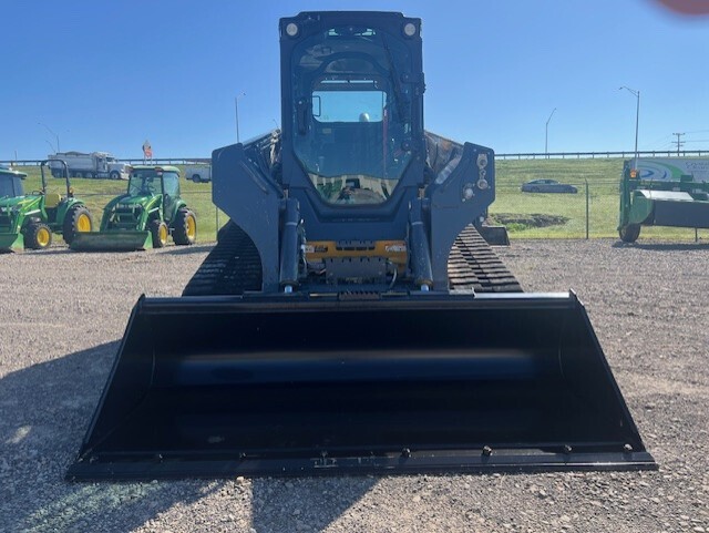 2023 Deere 333G Skid Steer