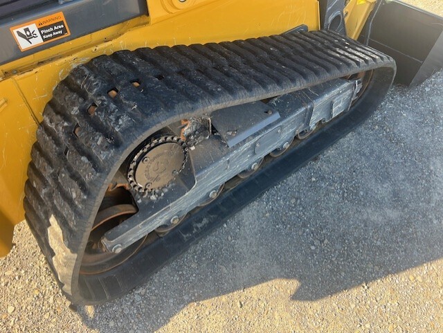 2023 Deere 333G Skid Steer