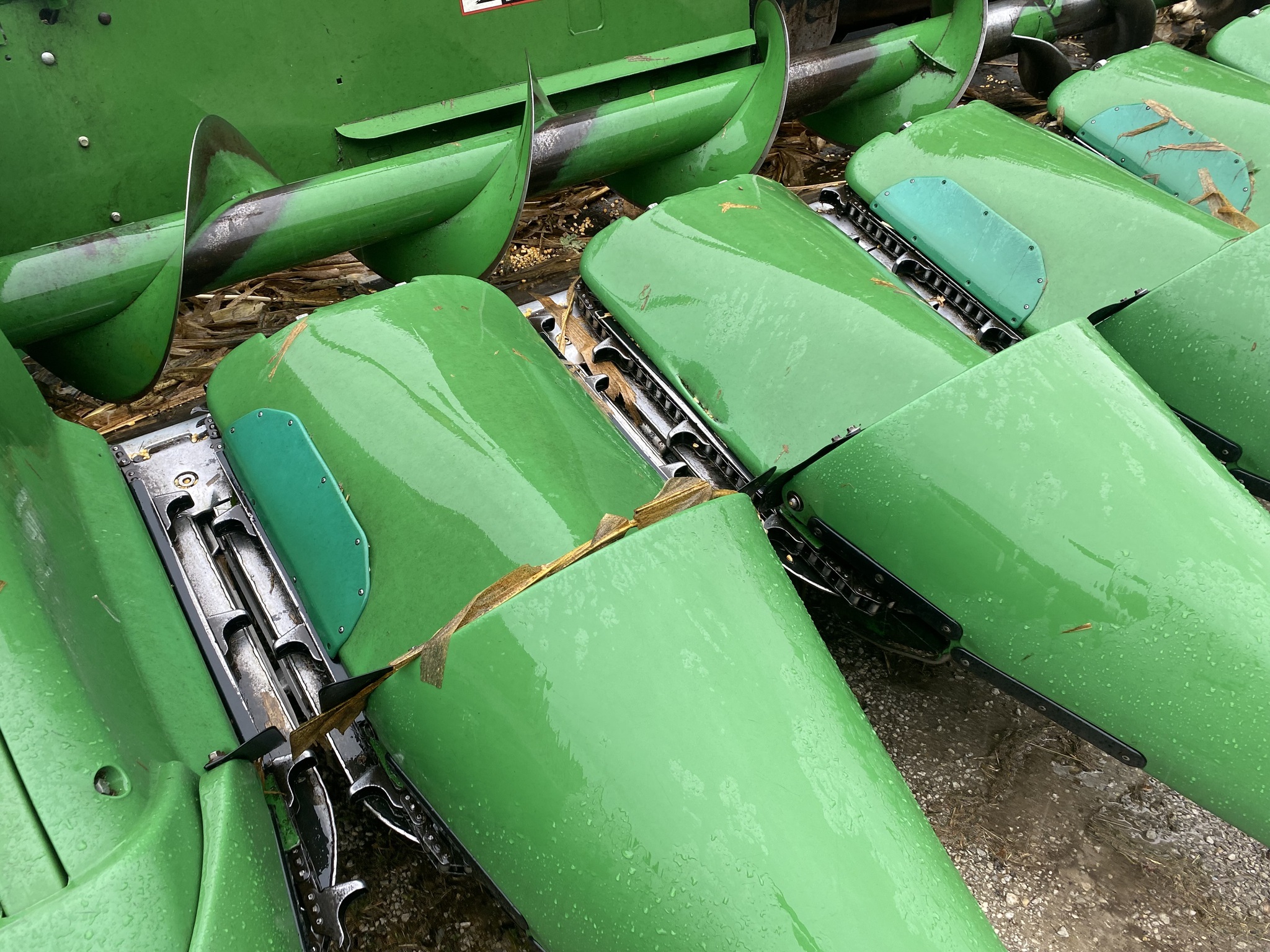 2012 John Deere 608C StalkMaster Corn Head