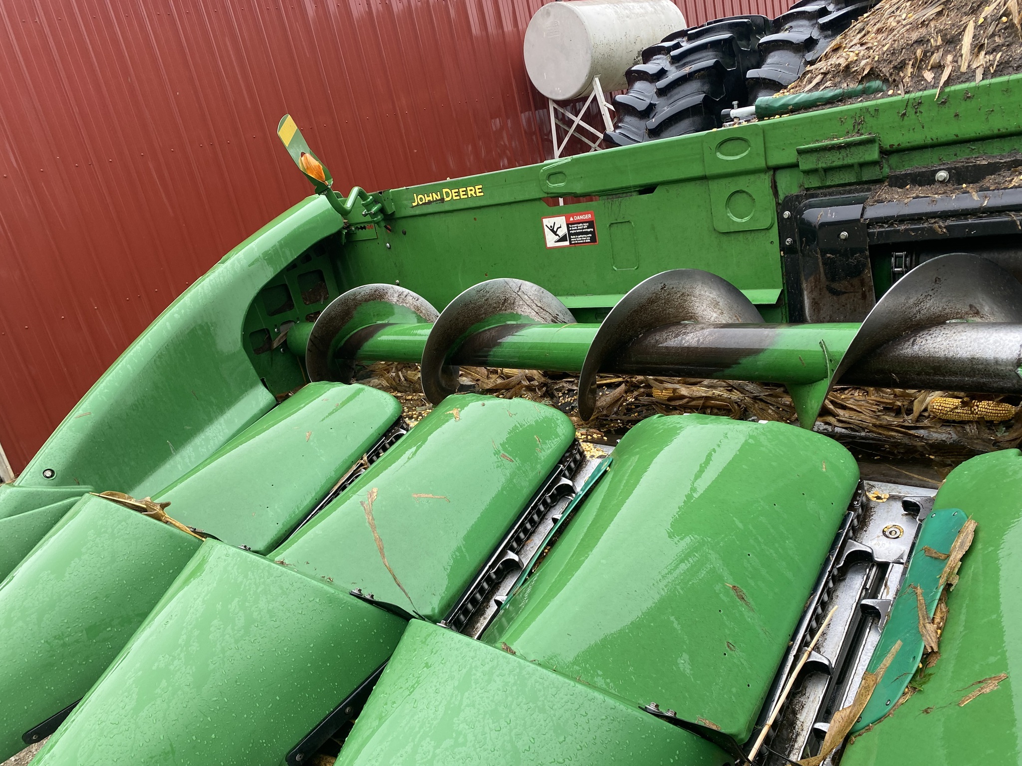 2012 John Deere 608C StalkMaster Corn Head