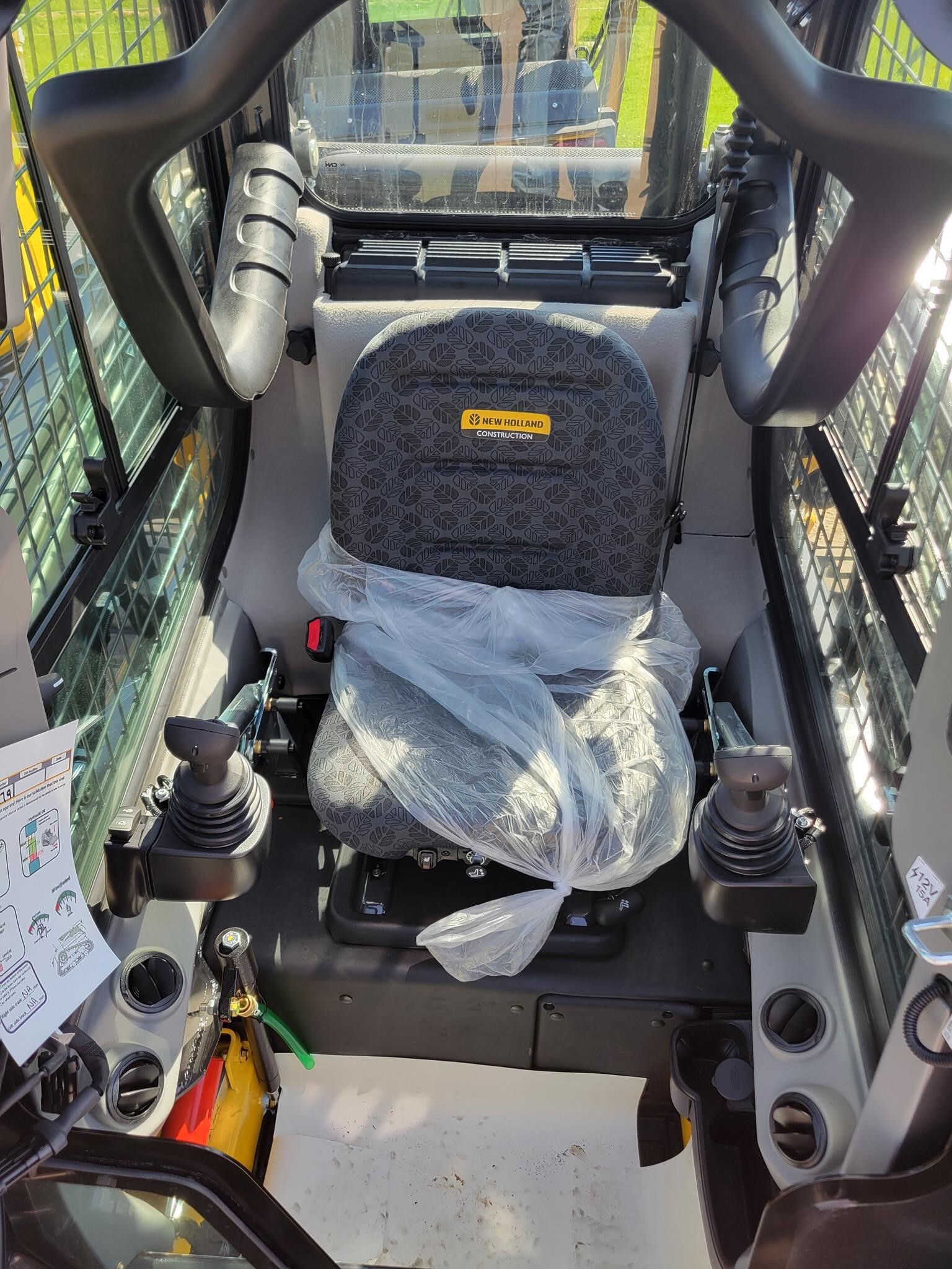 2025 New Holland L320 Skid Steer