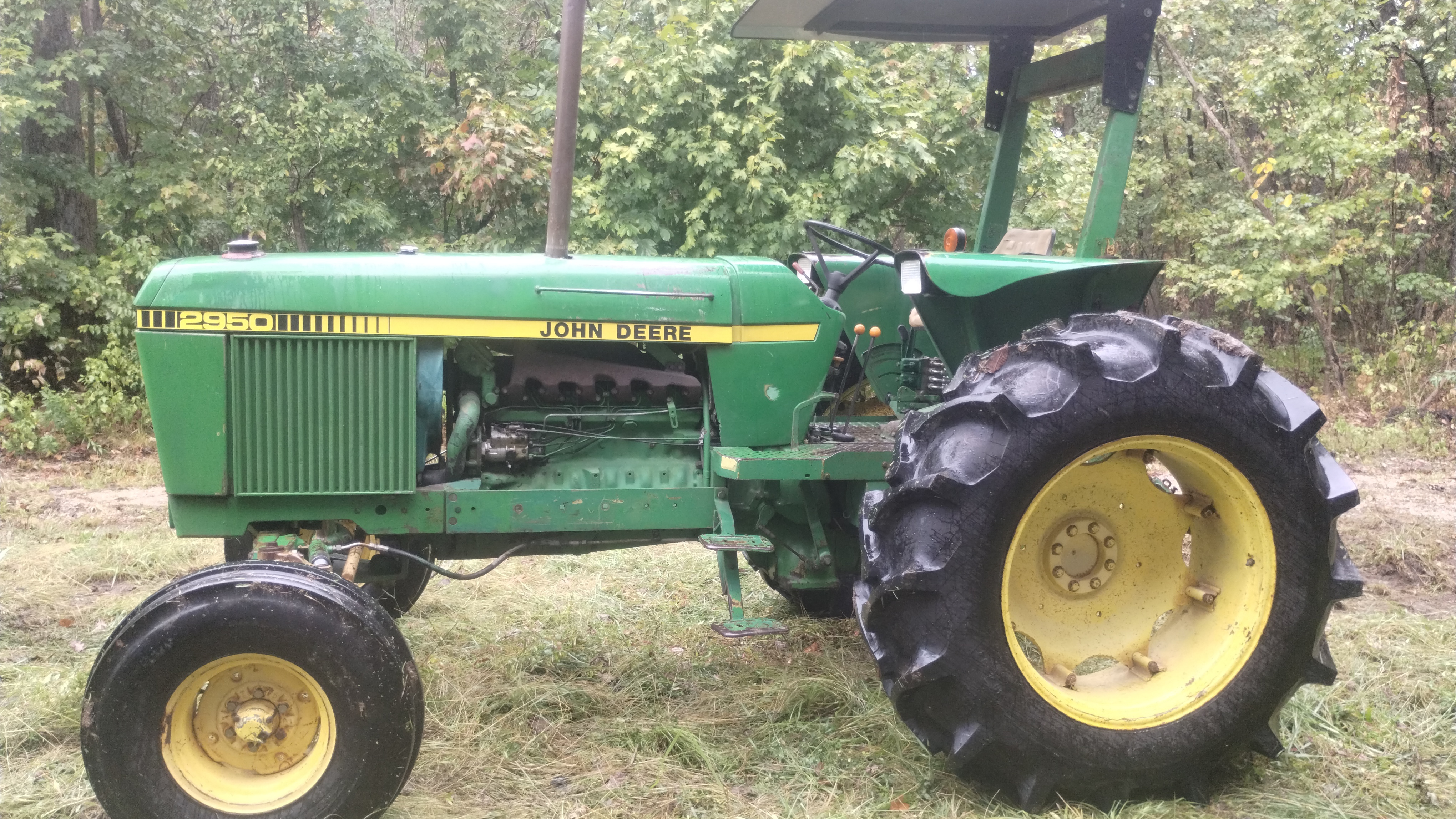 1988 John Deere 2950 Tractor