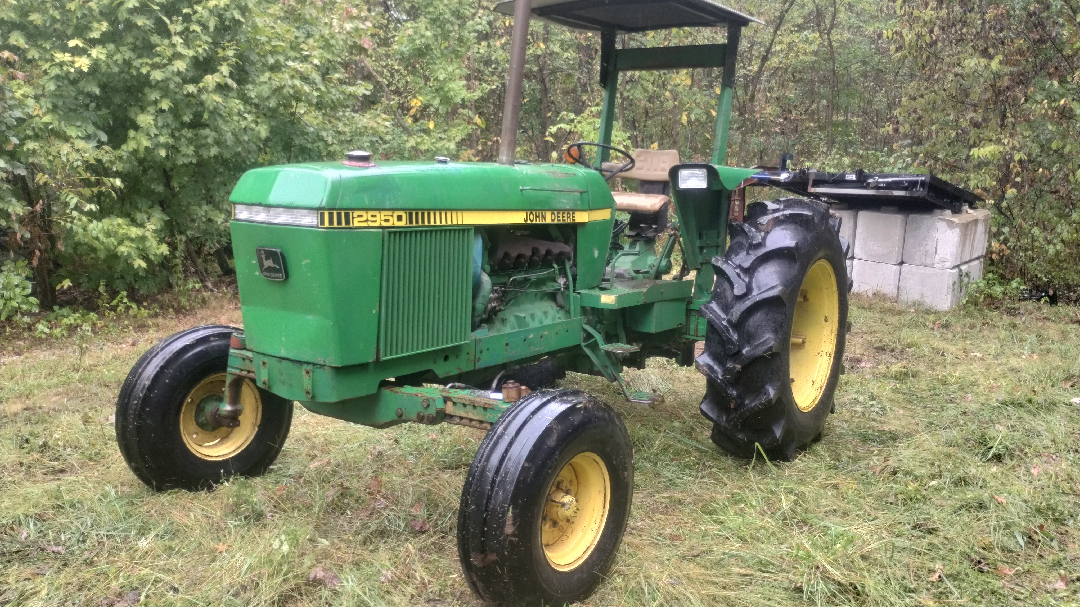 1988 John Deere 2950 Tractor