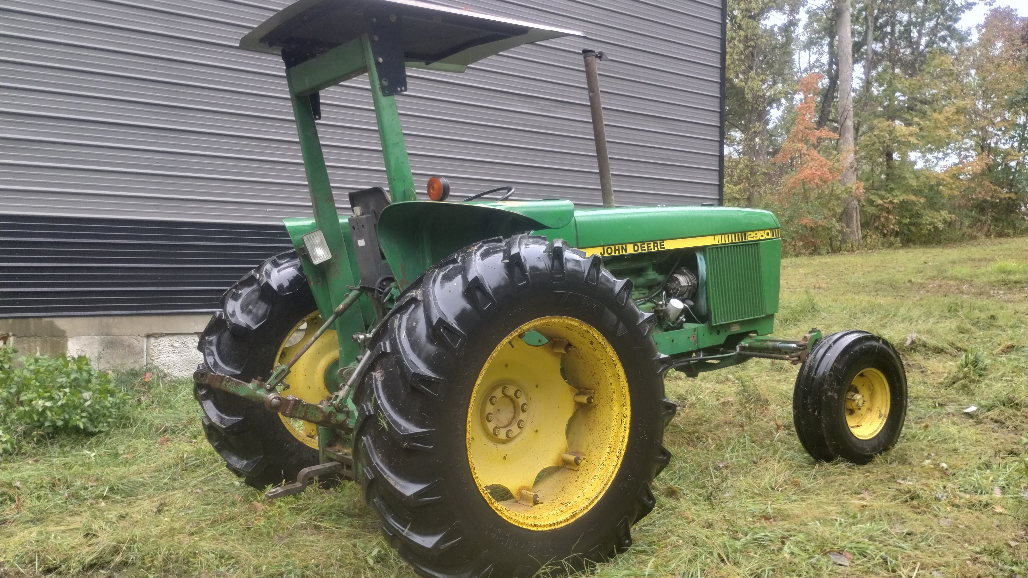1988 John Deere 2950 Tractor