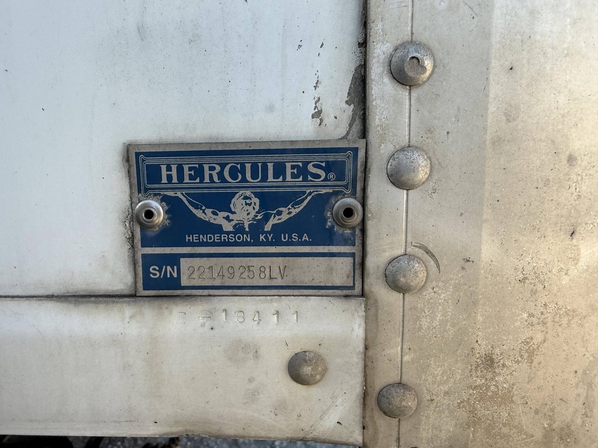 2013 MITSUBISHI FUSO FE180 Box Trucks/Trailer