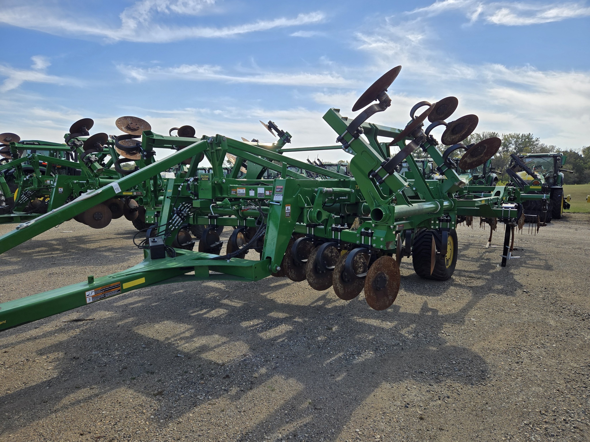 2024 John Deere 2730 Disk Chisel