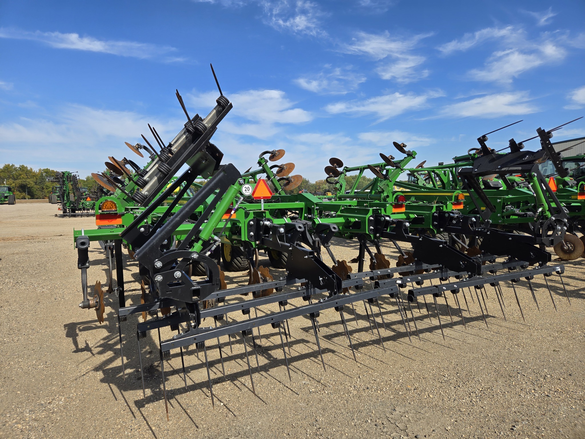 2024 John Deere 2730 Disk Chisel