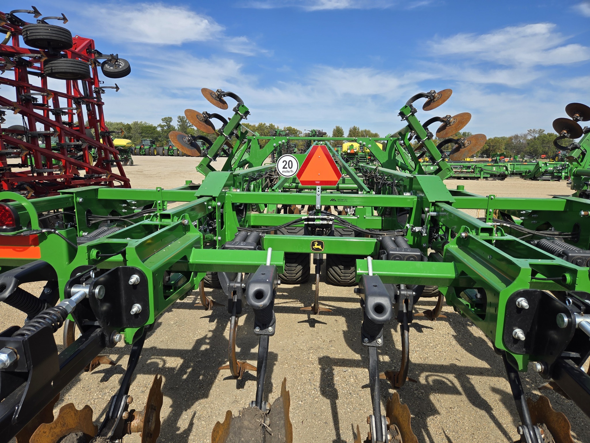 2024 John Deere 2730 Disk Chisel