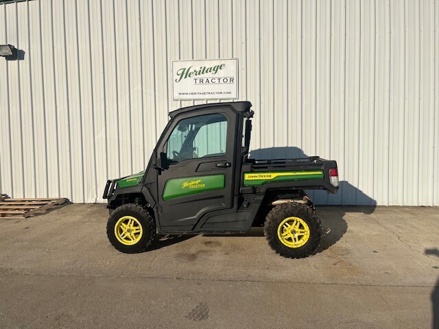 2022 John Deere XUV 835M ATVs and Utility Vehicle