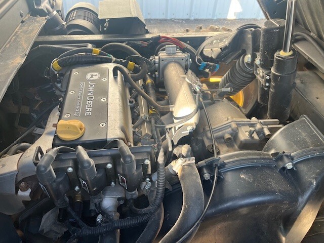 2022 John Deere XUV 835M ATVs and Utility Vehicle