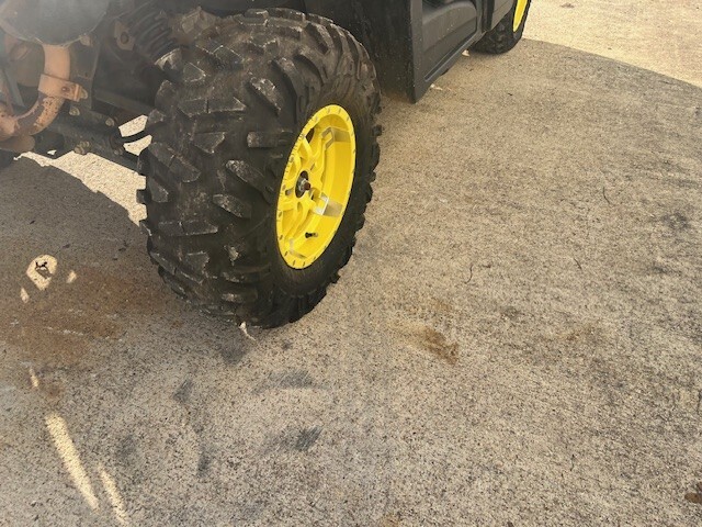 2022 John Deere XUV 835M ATVs and Utility Vehicle