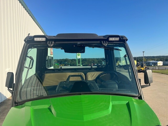 2022 John Deere XUV 835M ATVs and Utility Vehicle