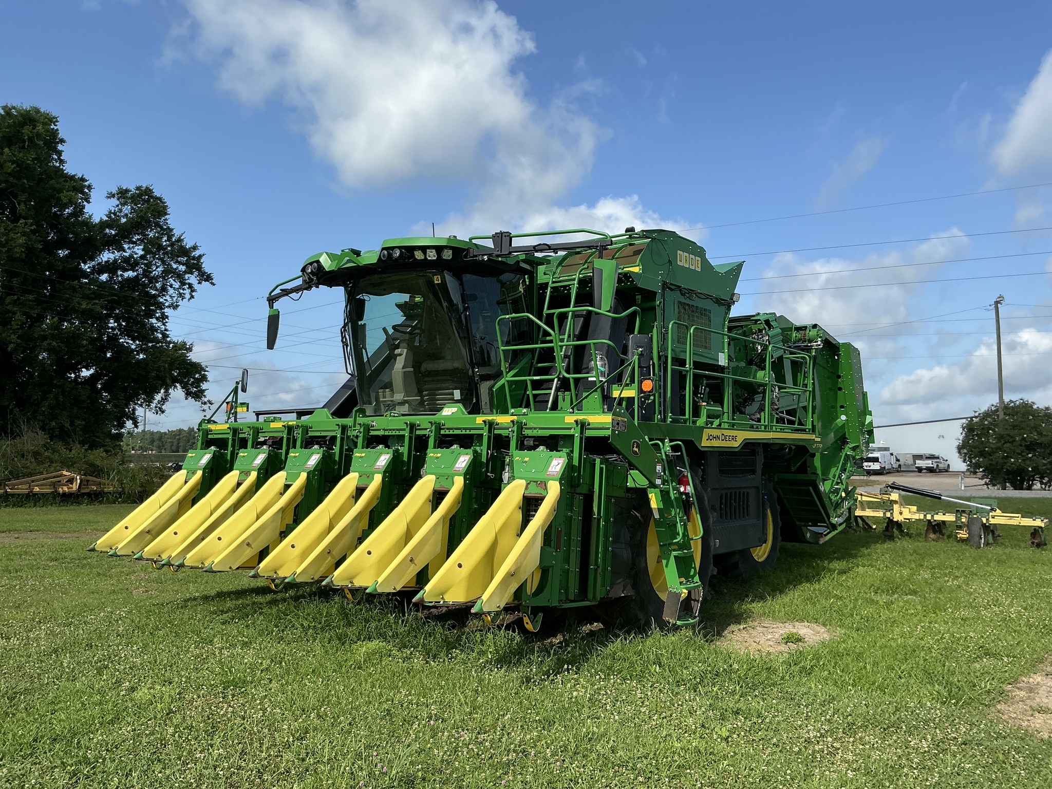 2022 John Deere CP770 Cotton Equipment