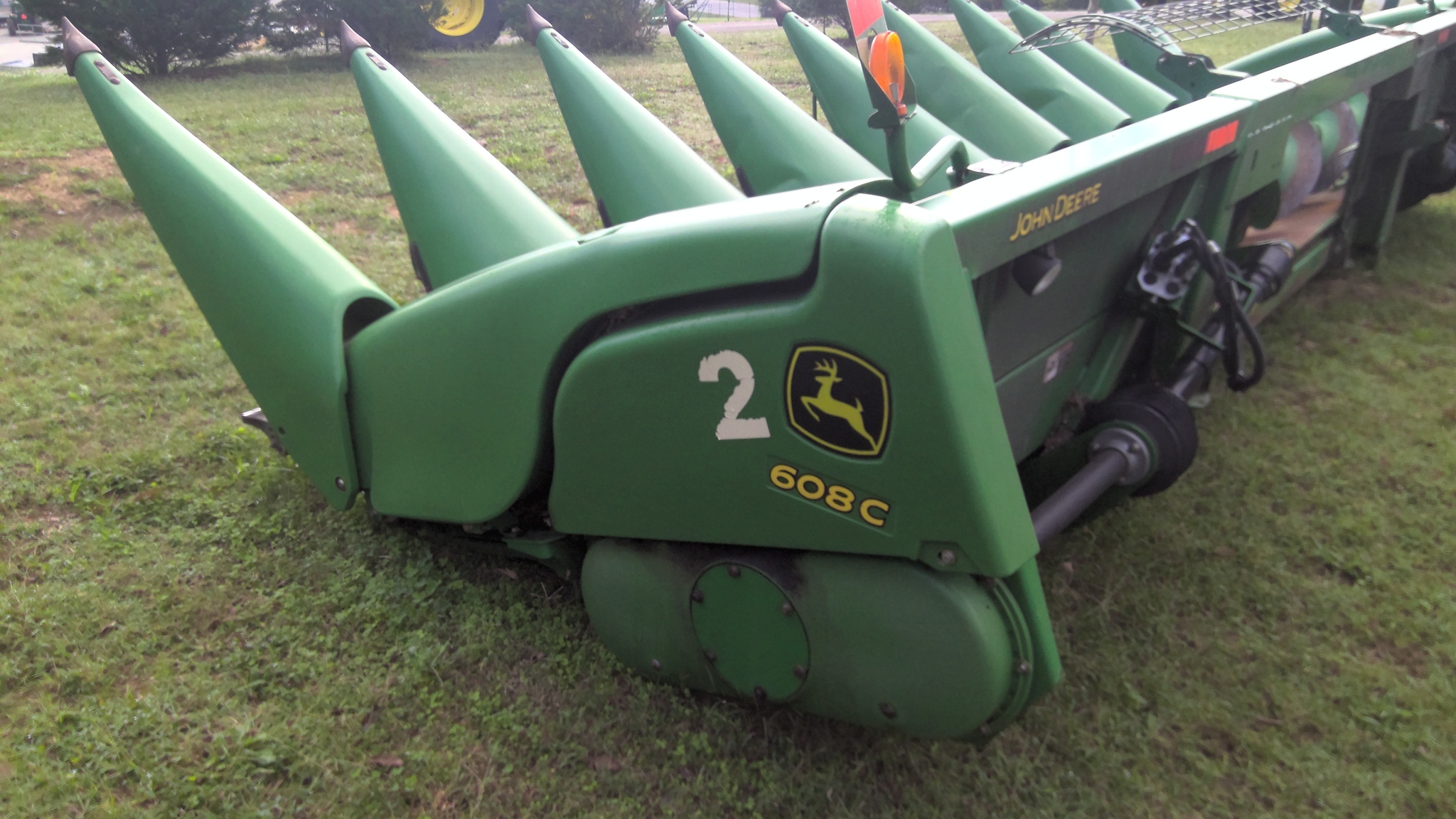 2010 John Deere 608C Corn Head