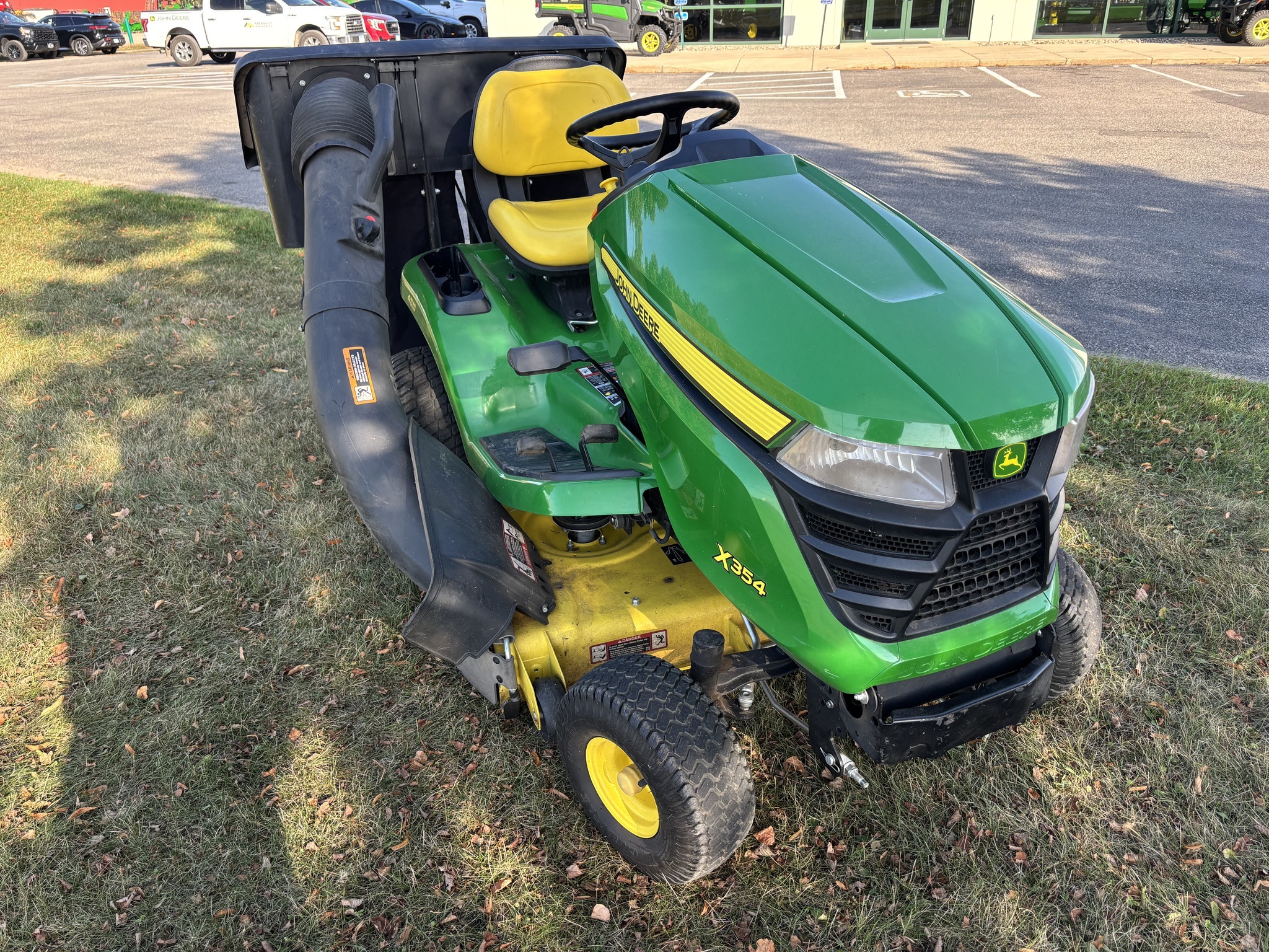 2019 John Deere X354 Lawn Mower