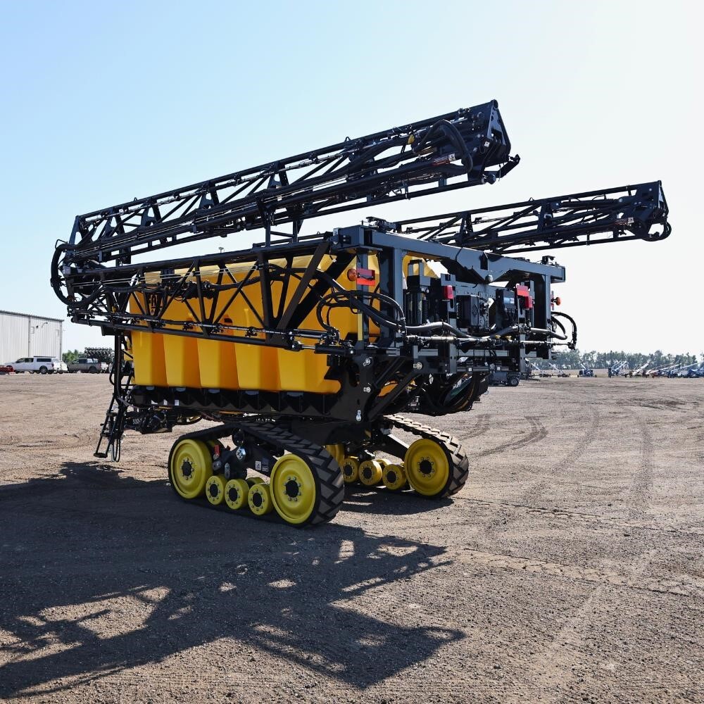 2025 Fast S32 Pull-Type Fertilizer Spreader