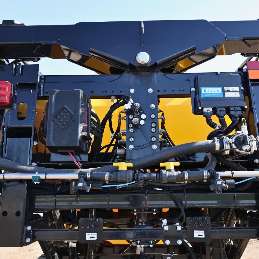 2025 Fast S32 Pull-Type Fertilizer Spreader