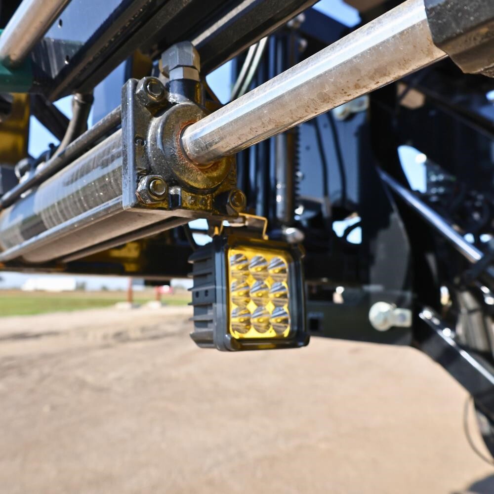 2025 Fast S32 Pull-Type Fertilizer Spreader