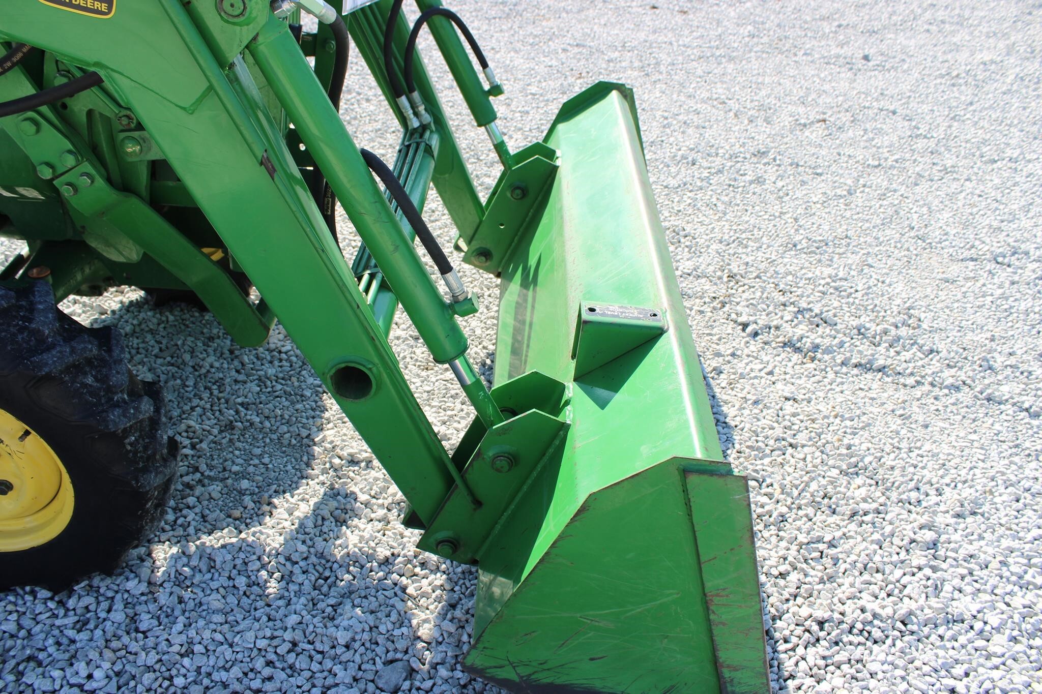 1991 John Deere 870 Tractor