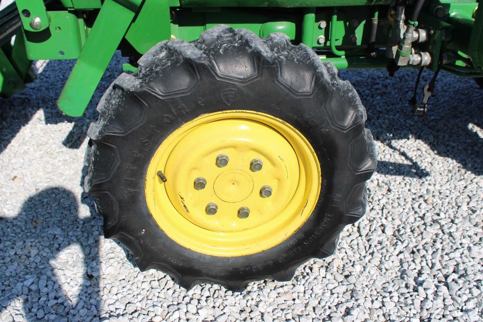 1991 John Deere 870 Tractor