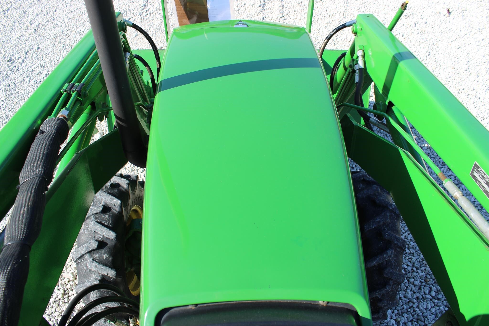 1991 John Deere 870 Tractor