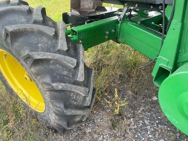 2002 John Deere 9450 Combine