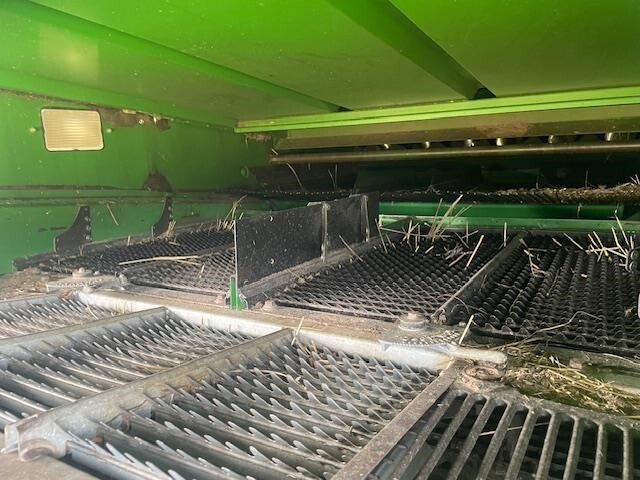 2002 John Deere 9450 Combine